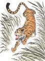 chinese tiger running